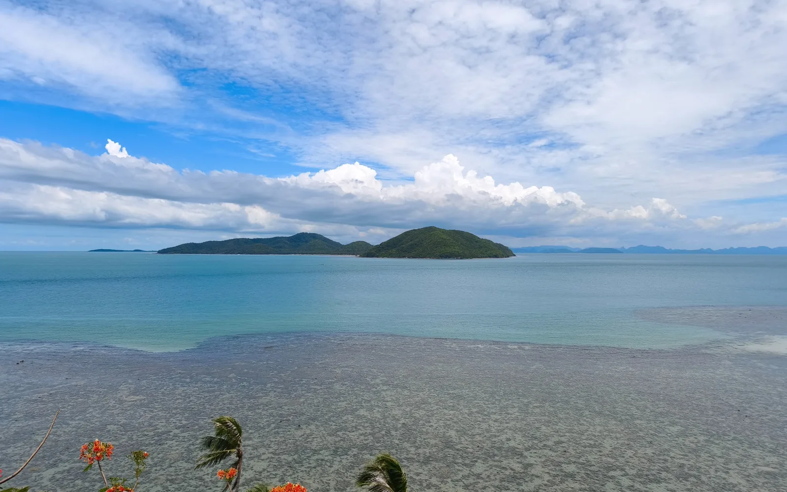 Thai island coast and sea